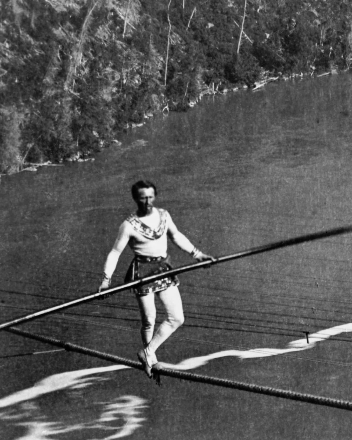 Jean Francois Gravelet, a Frenchman known professionally as Charles Blondin, became the first daredevil to walk across Niagara Falls on a tightrope on ThisDayInHistory in 1859. The feat was witnessed by some 5,000 spectators.