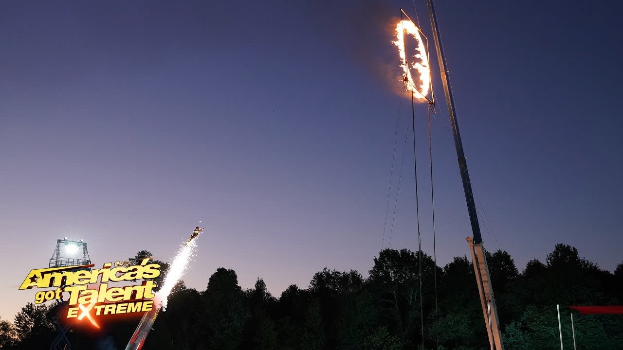 Human Cannonball David 'The Bullet’ Smith Flies High Through a Ring of Fire | AGT: Extreme 2022