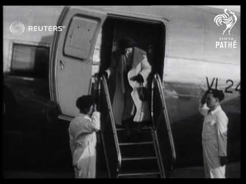 ROYAL: Princess Elizabeth arrives back from Malta (1951)