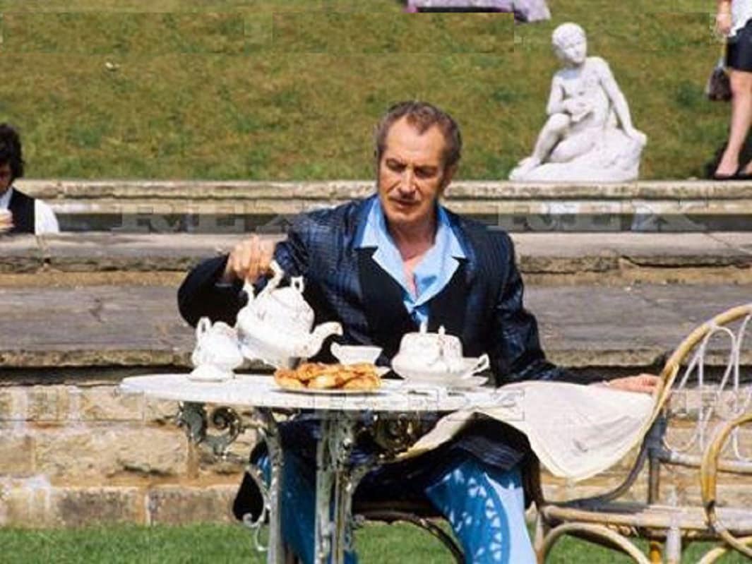 Vincent Price tea in England (LWT 1971)