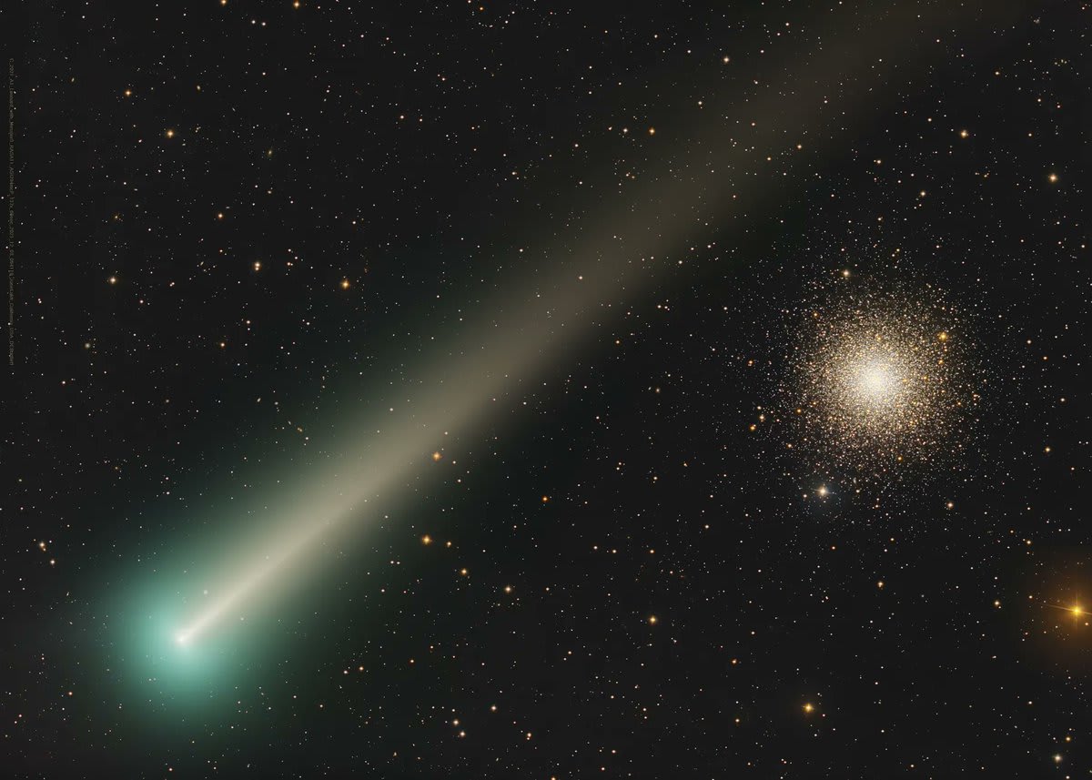 We're in love with this incredible image of Comet Leonard and globular cluster M3. Comet Leonard is currently visible to the naked eye (barely) - so make sure to check it out before it's gone! 📷: Dan Bartlett/APOD