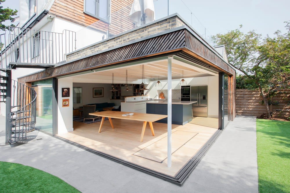 Designed by Loader Monteith, Rower’s House extension and refurbishment had to deliver four bedrooms, space to entertain, and accessible garden https://t.co/skk4LqlLcf ChiswickHomeExtension LondonHome London UKArchitecture EnglishModernInterior Loader Monteith Architects