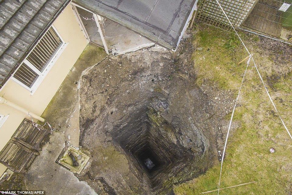 Sinkhole opened in Cornish backyard, leading 300ft down into a 18th century mineshaft from the Industrial Revolution