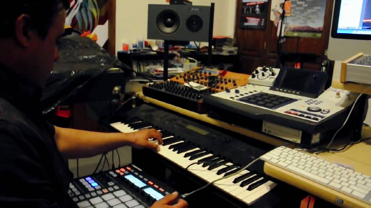 Melo is Back!! /Maschine Sessions (Melo Ruiz, former member of the Nortec Collective and Fussible)