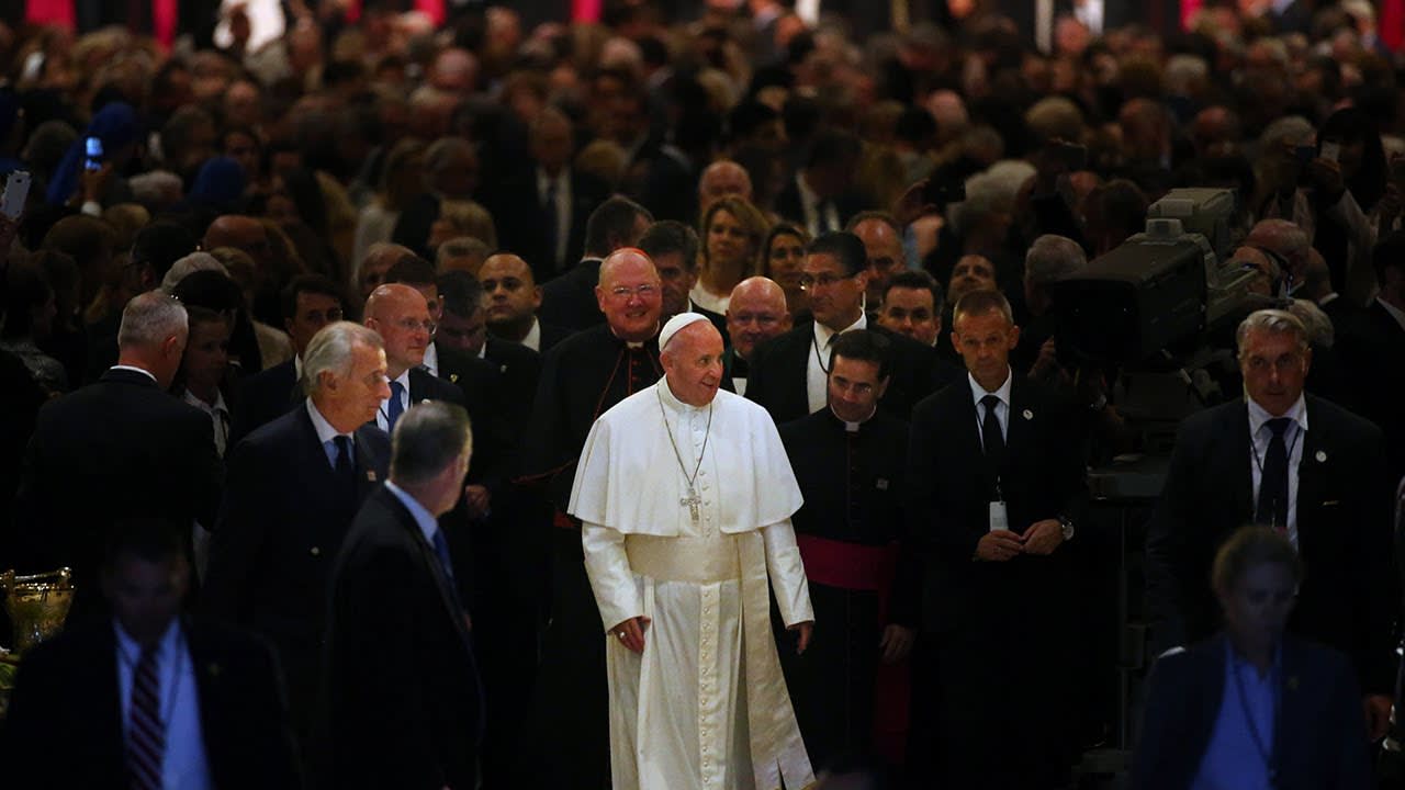 Pope Francis Visits Ground Zero | The New York Times