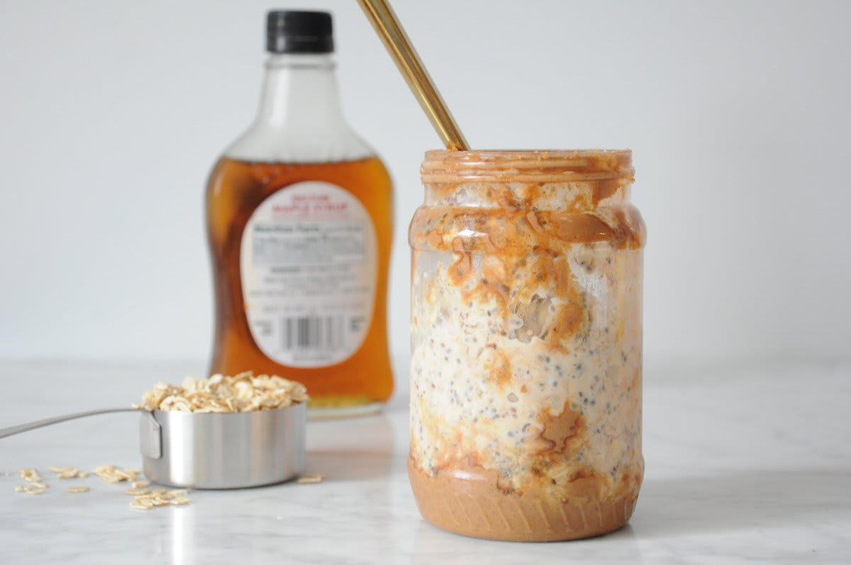 Peanut butter jar almost empty? Here are 3 delicious things you can do with it:
