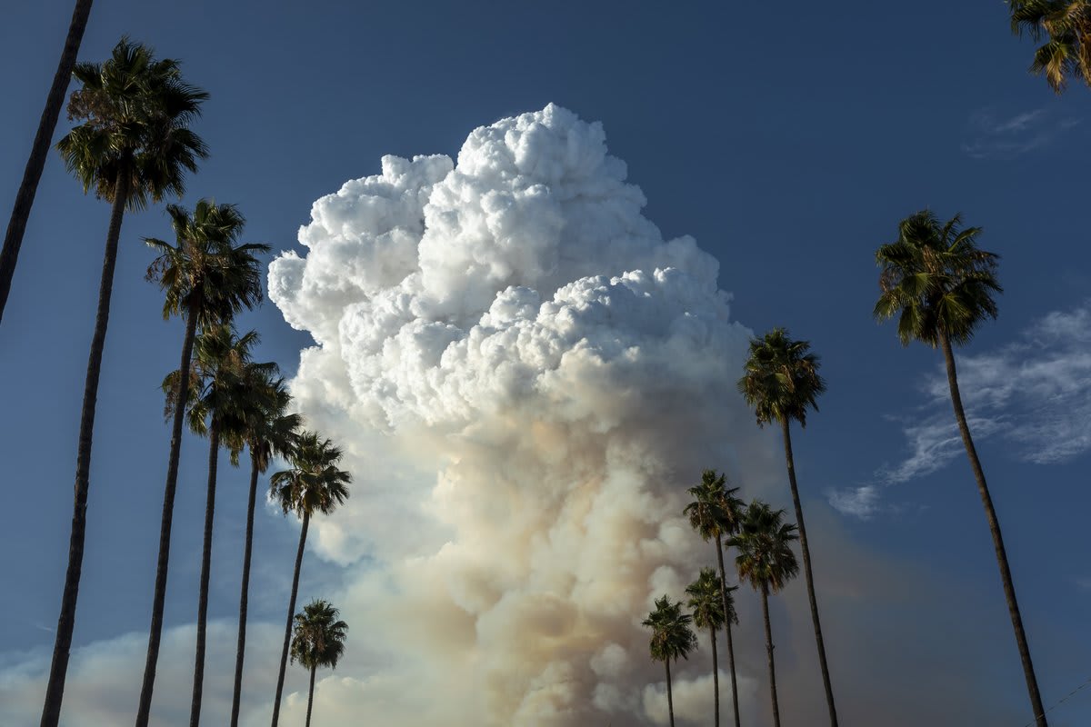 Dozens of Wildfires Burn Across California - 24 photos from the Golden State, where multiple major wildfires are burning, largely uncontained, stretching firefighting resources thin and prompting thousands of evacuations.