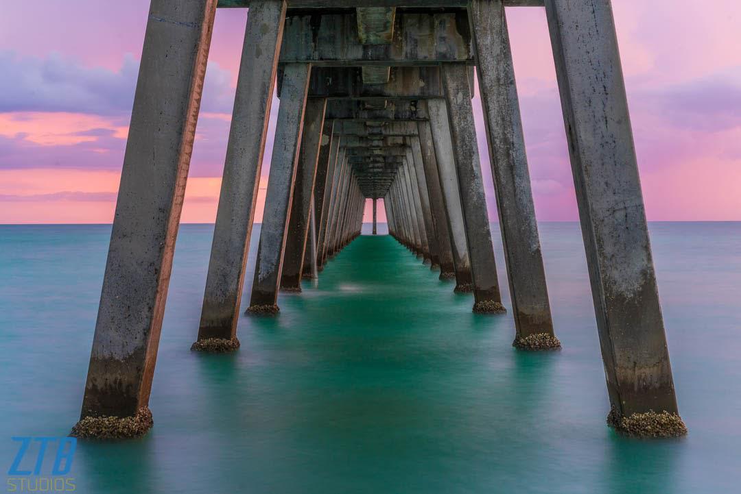 Long Exposure of the Sunset as a storm rolled in at Venice Beach Pier Florida px]