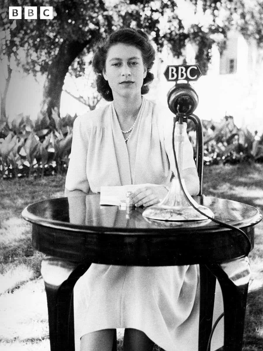 The Queen celebrates her 96th birthday today. OnThisDay in 1947, having just turned 21, the then HRH Princess Elizabeth broadcast a message to the youth of the Commonwealth from Cape Town. 1/2