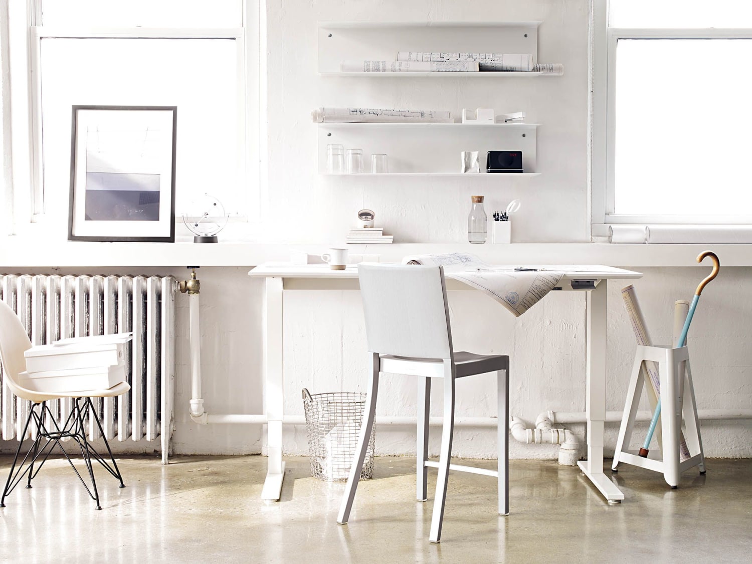 Float Adjustable-Height Table | Designed by Humanscale. | Adjustable height table, Home office furniture, Workspace design