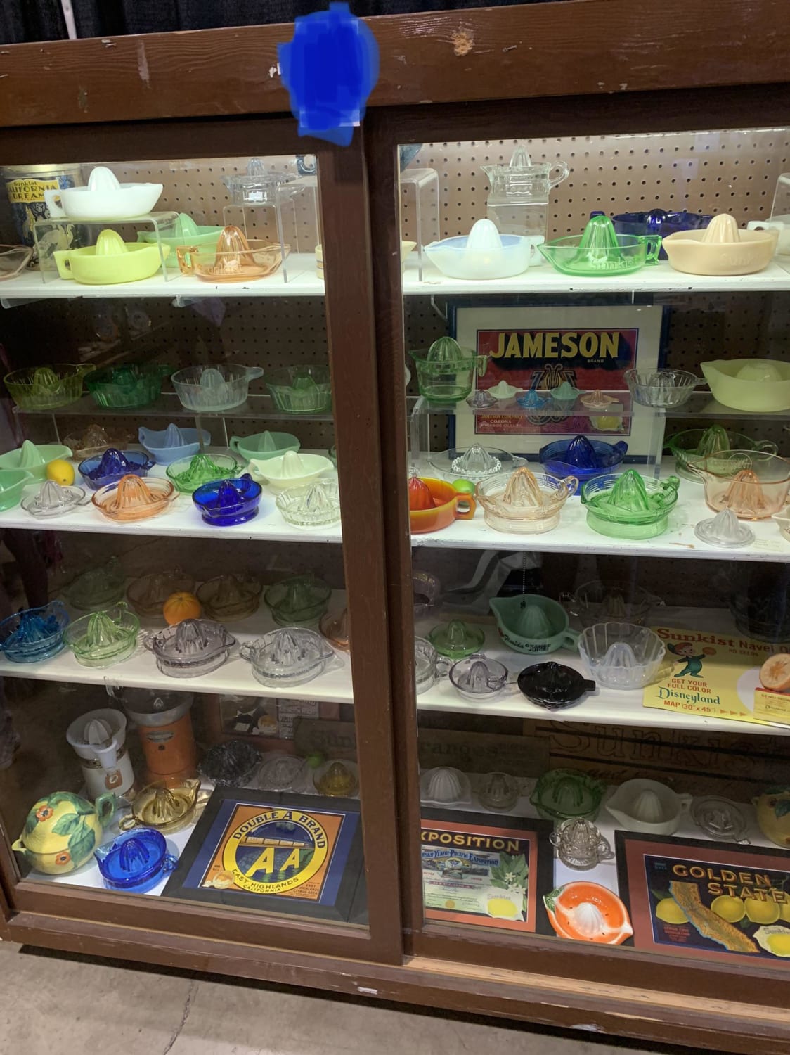 Oddly specific collection I found at my state fair yesterday. Lemon juicers, who knew?