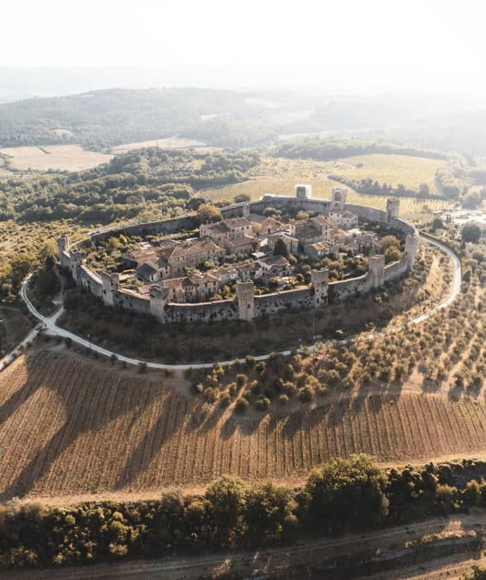 Monteriggioni walled town, Tuscany, Italy. Built by the Sienese in 1214–19 during their wars against Florence