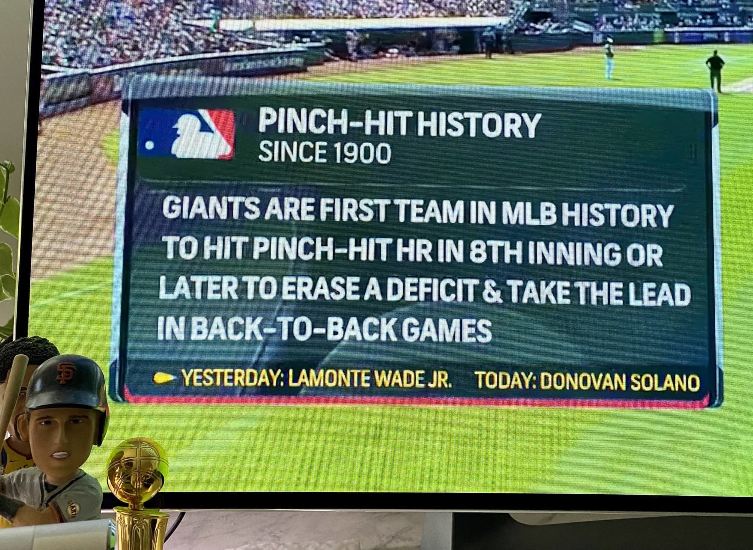 SF Giants are the first team in MLB History to pinch-hit homerun in the 8th inning or later to erase a deficit & take the lead in back-to-back games