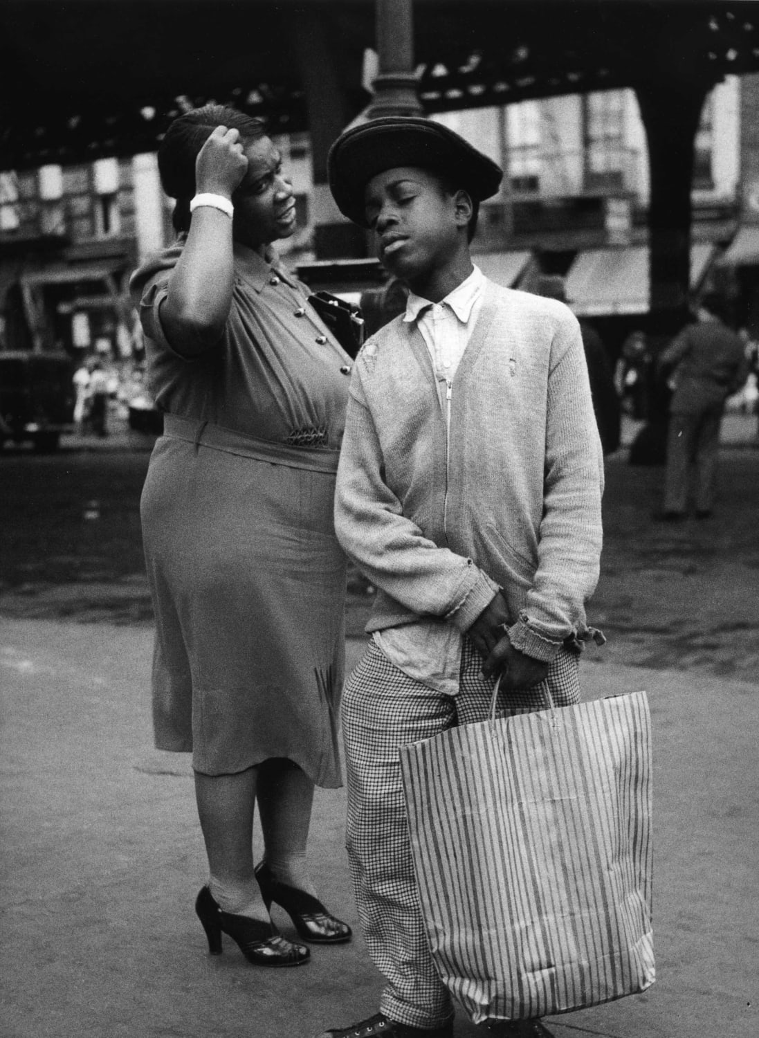 Mother and son shopping, Ninth Ave, New York City, 1938 (photographed by Morris Engel)