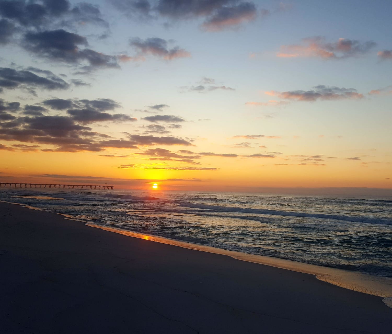 Sunrise @ pensacola beach, start to a new day.