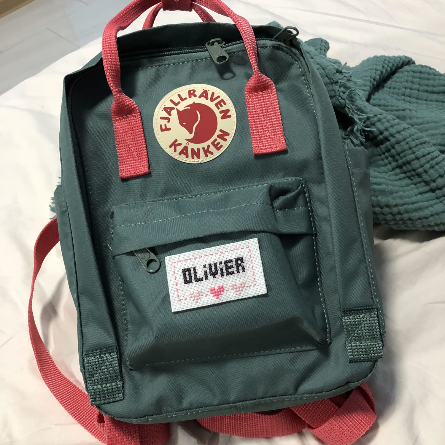 [FO] A little self drafted name tag for my kid’s kanken mini school bag. It was a pain to sew on but the result was worth it.