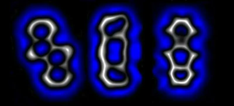 Chemists manipulated atomic bonds in a single molecule for the first time, changing it between 3 different forms: bent alkyne (left), diradical (center) and cyclobutadiene molecules (right). https://t.co/ndNfAigkQk 📷 Leo Gross/IBM