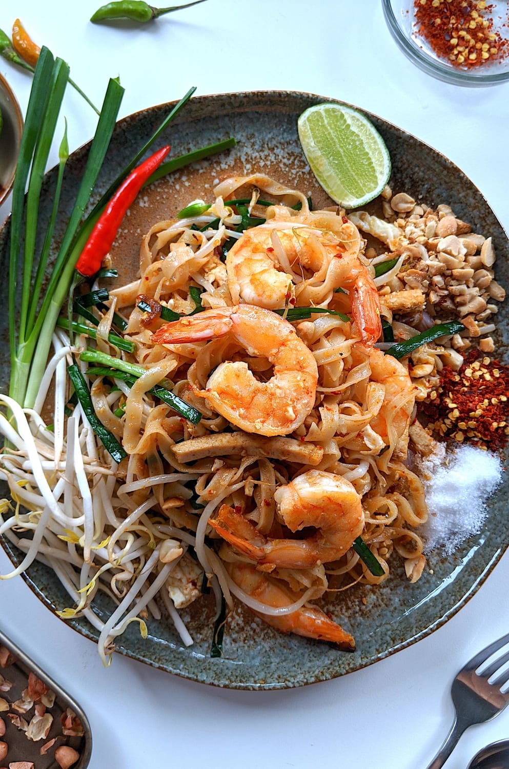Shrimp Pad Thai with homemade sauce [Recipe in comments]