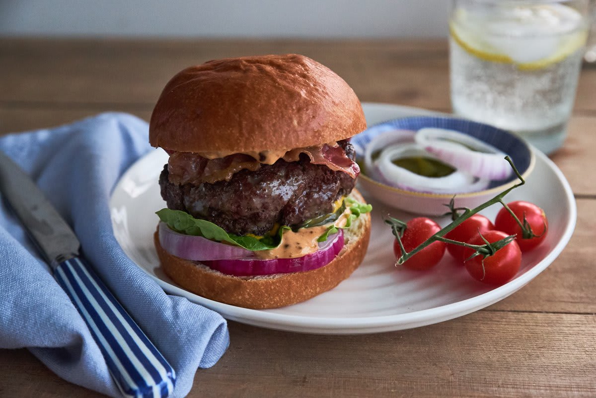 Bone marrow is the key to a good burger say the @HairyBikers. We think they might be onto something…