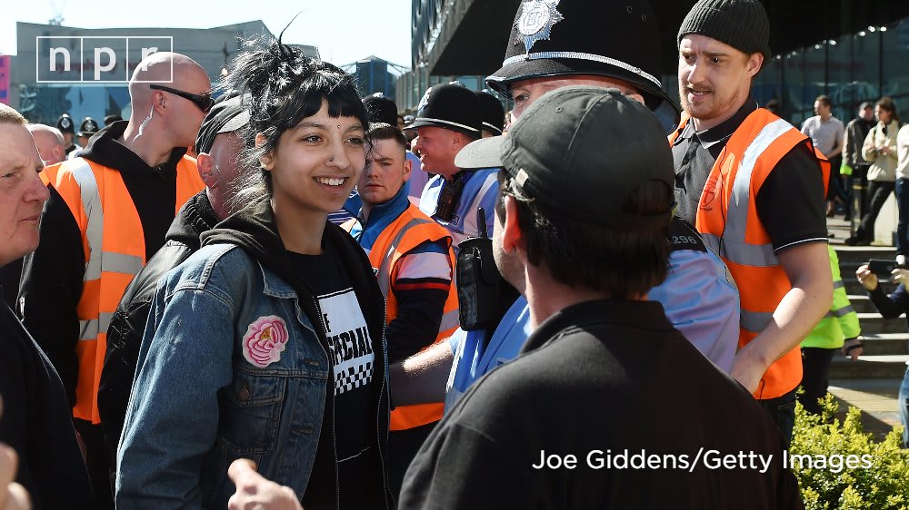 When Saria Zafar became a target for her hijab, Saffiyah Khan stepped in. It inspired a new song by Billy Bragg.