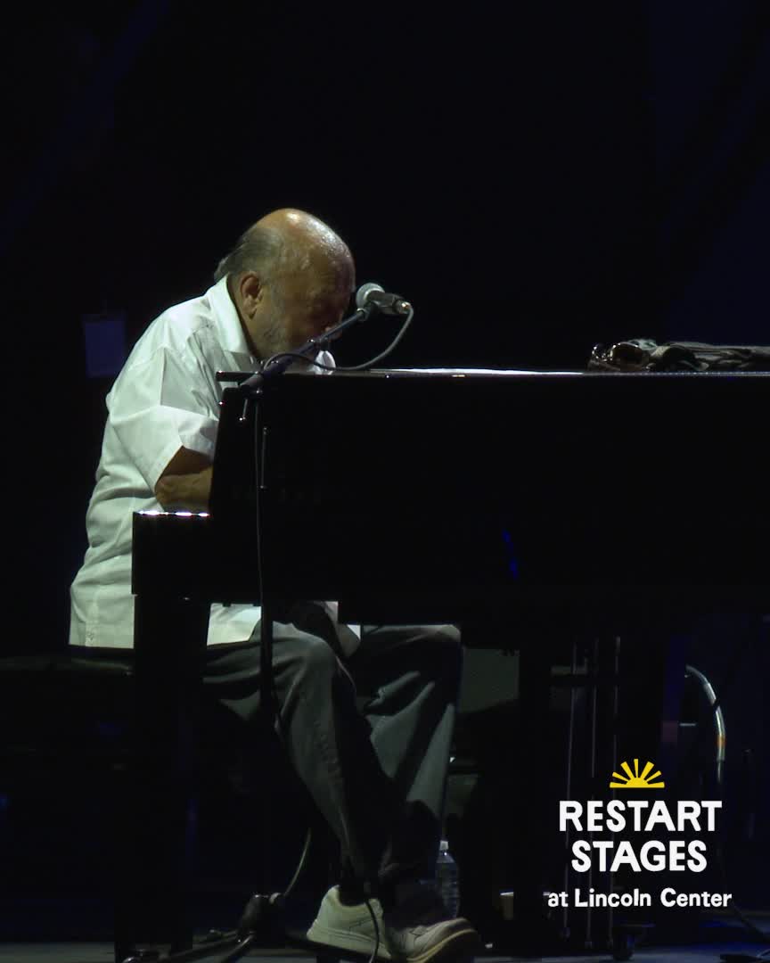 A regular at Lincoln Center, the iconic @EddiePalmieri never fails to get the crowd moving! His music blends Latin jazz and salsa influence from his Puerto Rican upbringing. Enjoy this clip from his 2021 RestartStages performance in Damrosch Park.