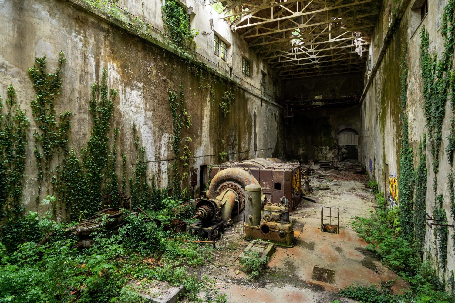 Power plant in Italy forgotten for 50+ years
