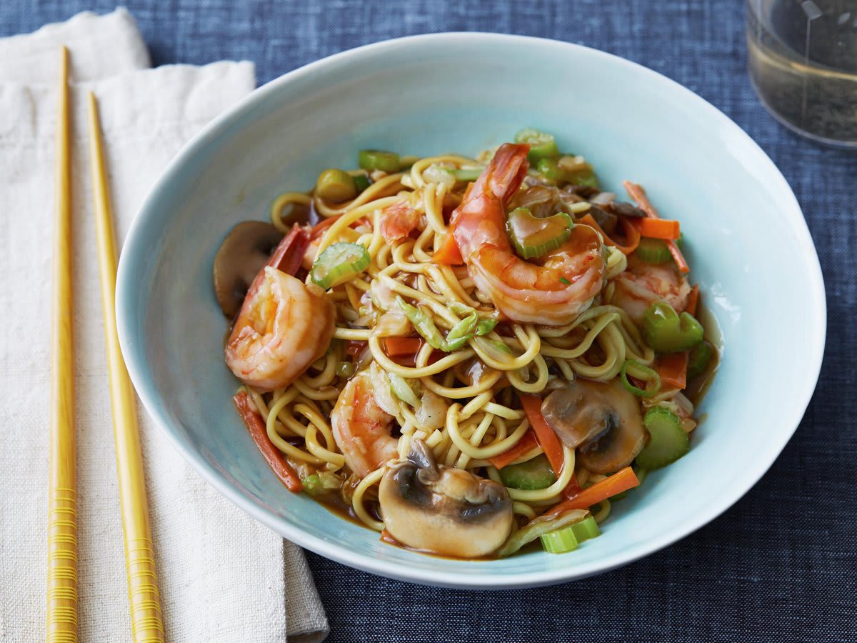 Stir-fried shrimp, veggies and hearty egg noodles are coated in soy-sesame-oyster-chili sauce and seasoned with garlic, ginger and scallions. A crave-worthy dish, ready in less than 30 minutes: