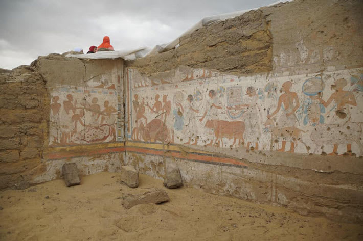 The entrance to the tomb of Ptah-M-Wia, head of the treasury during the reign of Ramesses II (1279–1213 B.C.), has been discovered in Egypt's Saqqara necropolis.