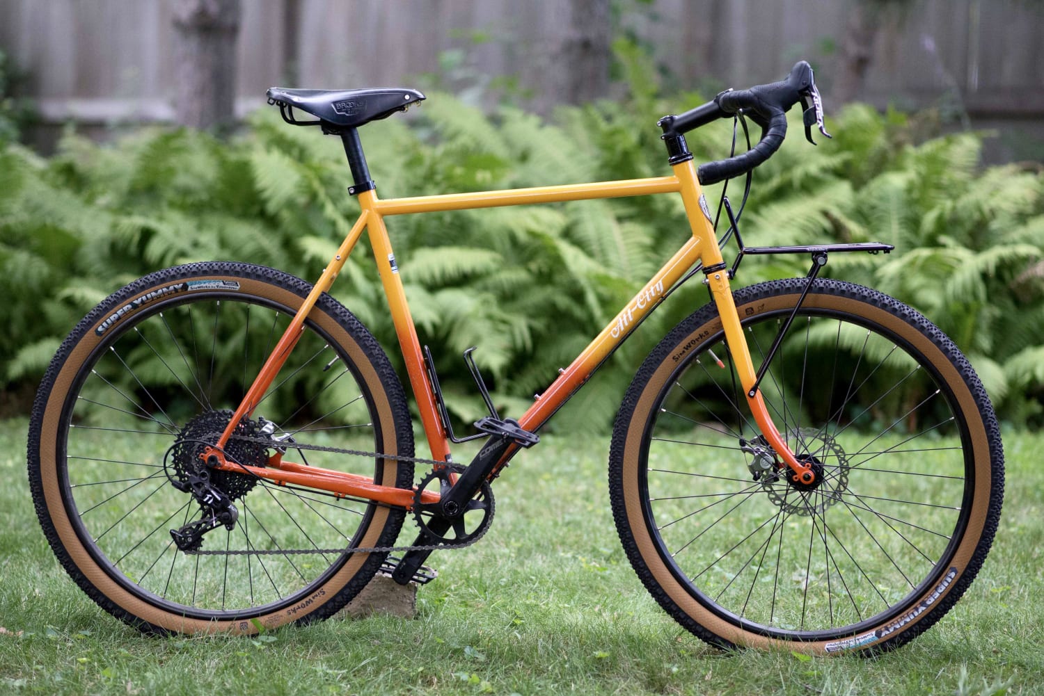2018 All-City Gorilla Monsoon with a few upgrades. Next up bags!