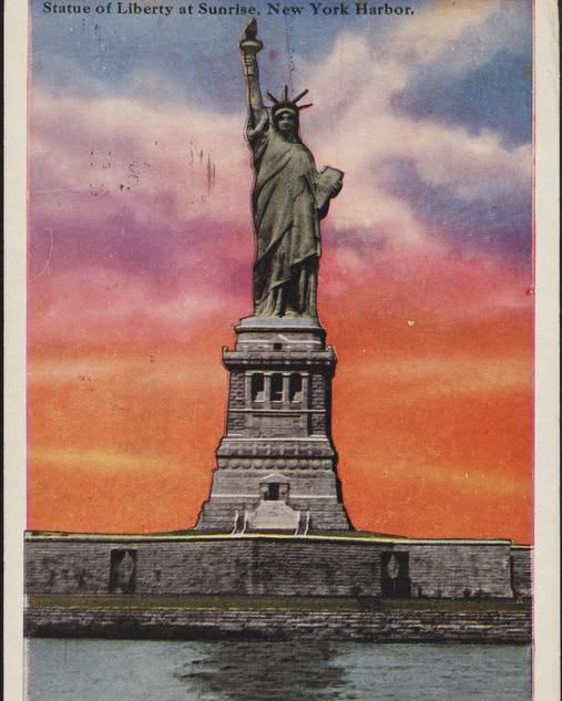 July4 . Learn about the history and myths surrounding the origins of LadyLiberty here: https://t.co/j6TIC6VlqR . . Irving Underhill, Statue of Liberty at Sunrise, New York Harbor. (ca. 1927) postcard, Museum of the City of New york X2011.34.2464