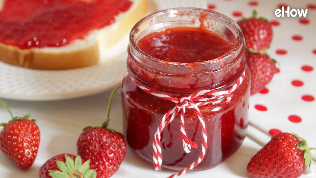 How to Make and Preserve Strawberry Jam