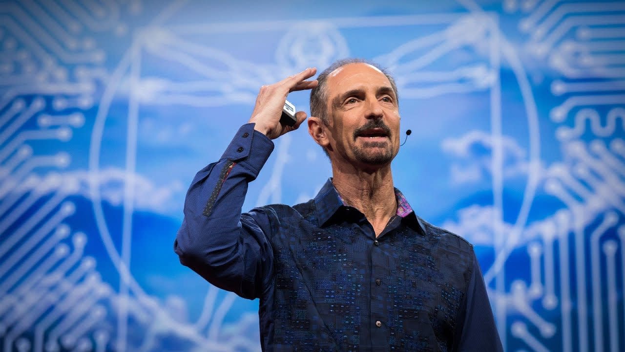 How AI can enhance our memory, work and social lives | Tom Gruber