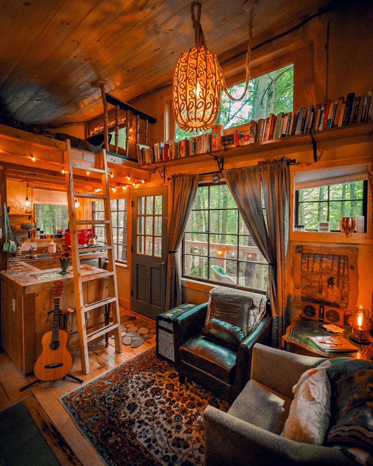 Life inside a cozy Vermont treehouse