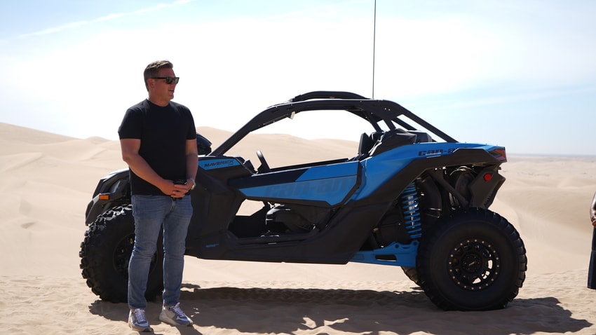 The four remaining food trucks travel to Glamis, CA, where they race down sand dunes to win their choice of protein. Then a challenge from @tylerflorence puts everyone's creativity to the test! GreatFoodTruckRace is all-new NEXT at 9|8c.