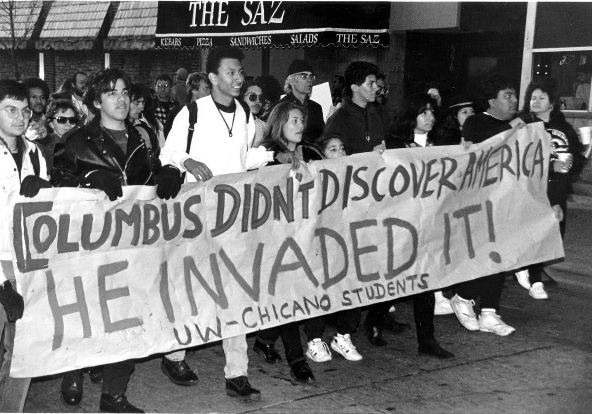 Today in the US is #IndigenousPeoplesDay. Held in opposition to the federal govt holiday Columbus Day and celebrates Native American culture and resistance to colonialism as opposed to the genocide, murder, slavery and torture brought by Columbus.
