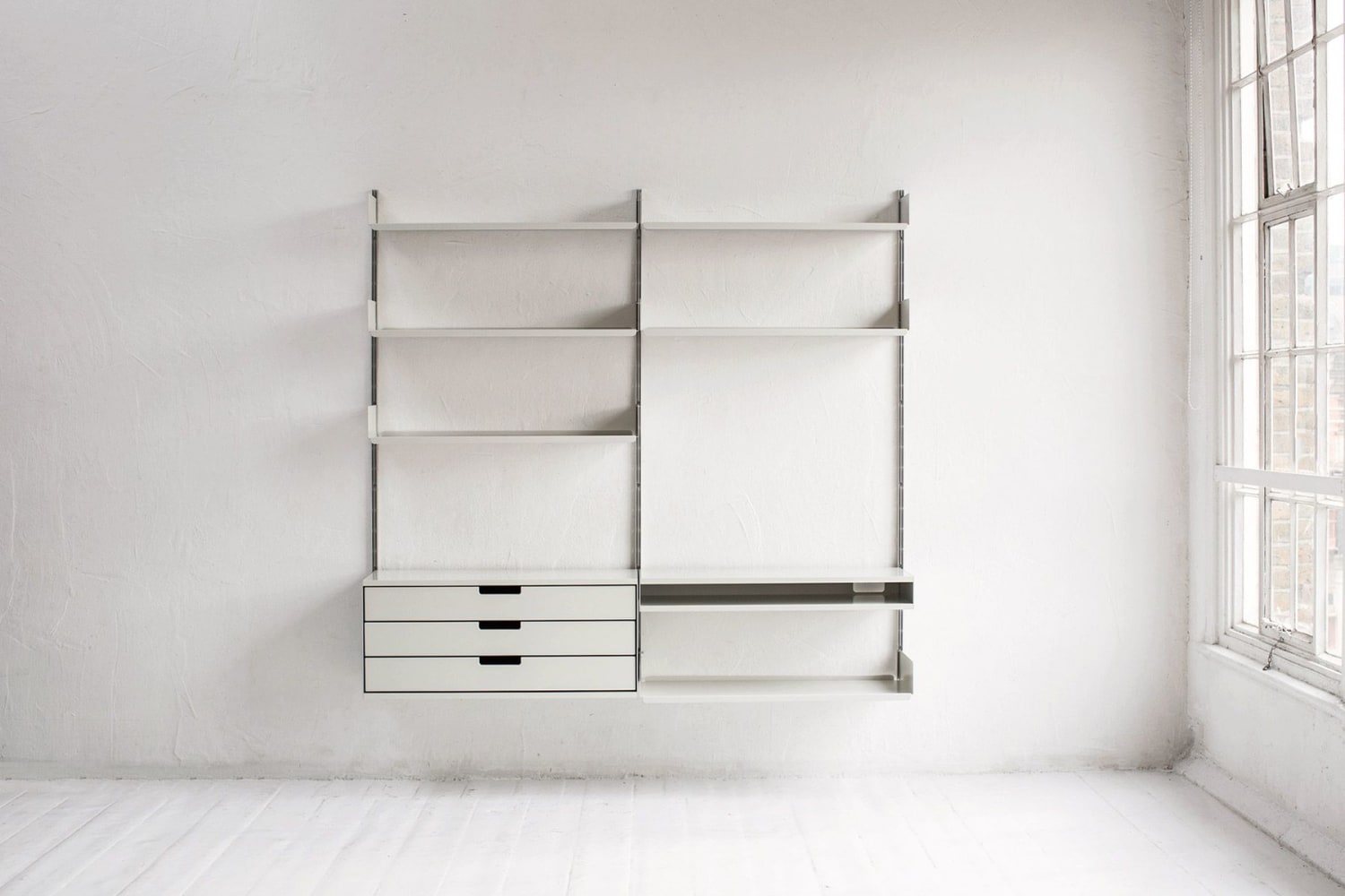 Vitsoe – Invisible Design | Design, Interior architecture design, Shelves